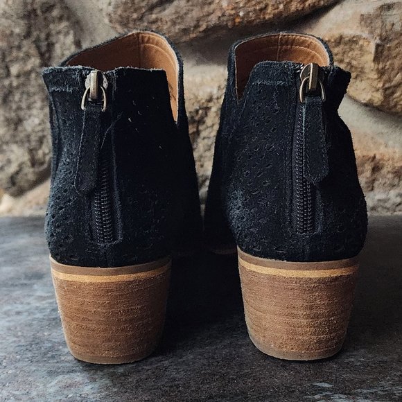 Susina Black/Tan Suede Leather Booties Size 8.5W - Picture 15 of 15